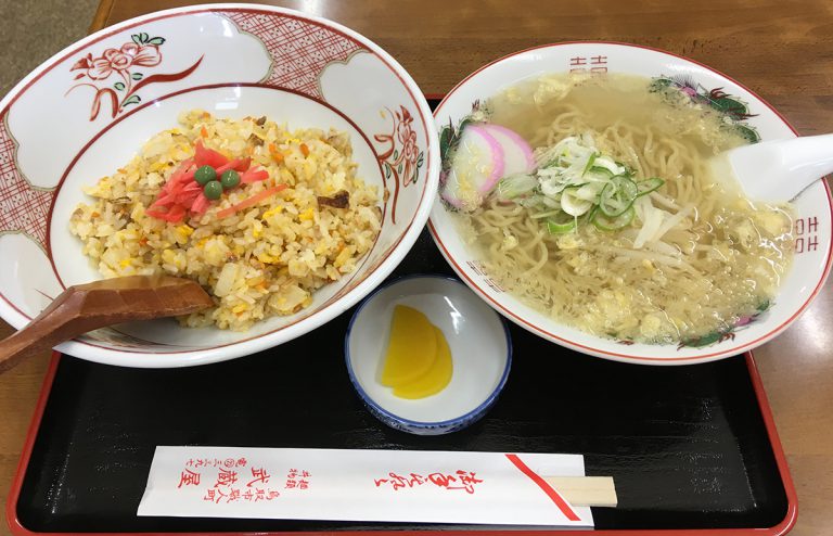 創業１００年を超える老舗 武蔵屋食堂 に行ってきました 鳥取 Local Girls